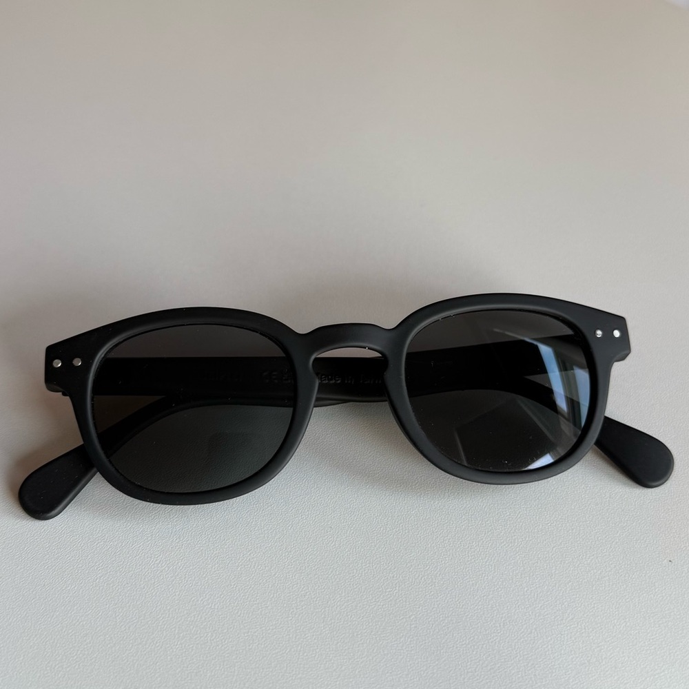 IZIPIZI sunglasses